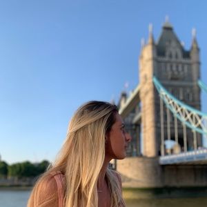 Meet your Posher, Alyssa